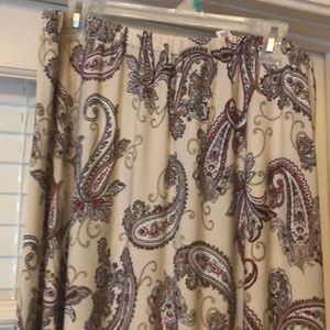 Beautiful long paisley print skirt